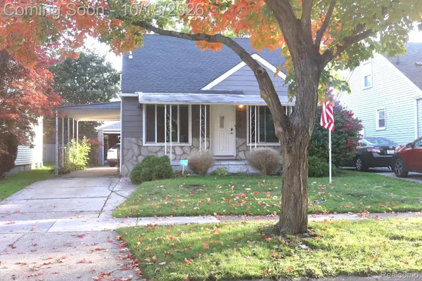 2222 Sprague AVE, RoyalOak, MI 48067