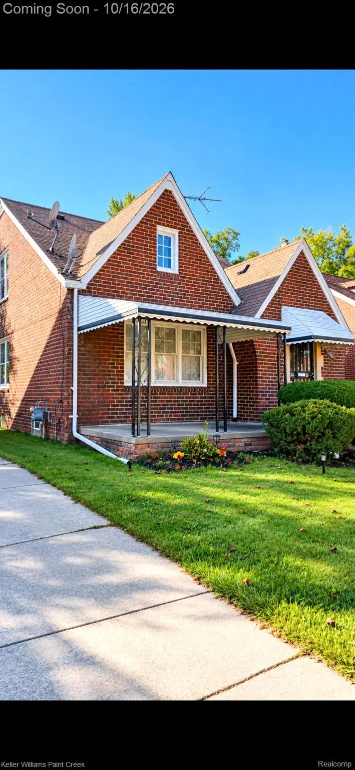 15105 Heyden ST, Detroit, MI 48223 - #2