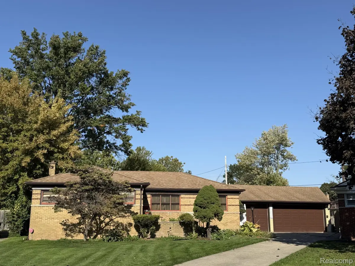 6321 Balfour AVE, Allen Park, MI 48101 - #1