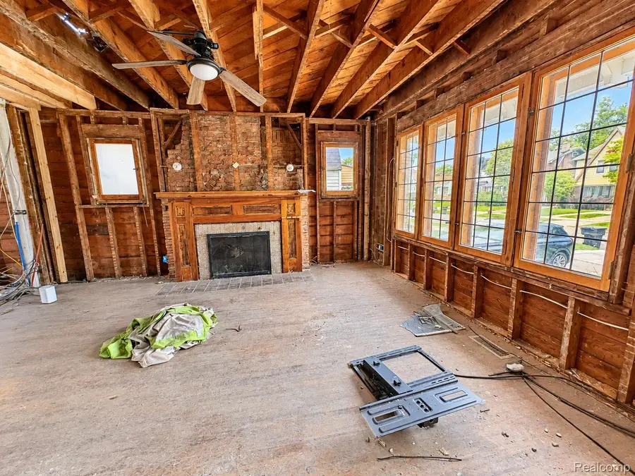 3275 Collingwood ST, Detroit, MI 48206 - #2