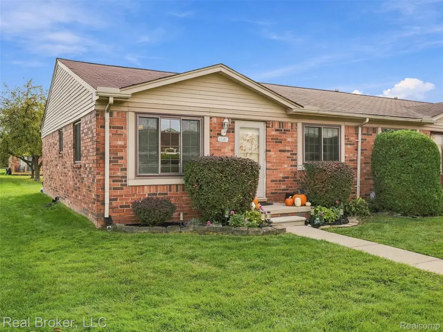 11587 Beaconsfield RD, Washington, MI 48094 - #2
