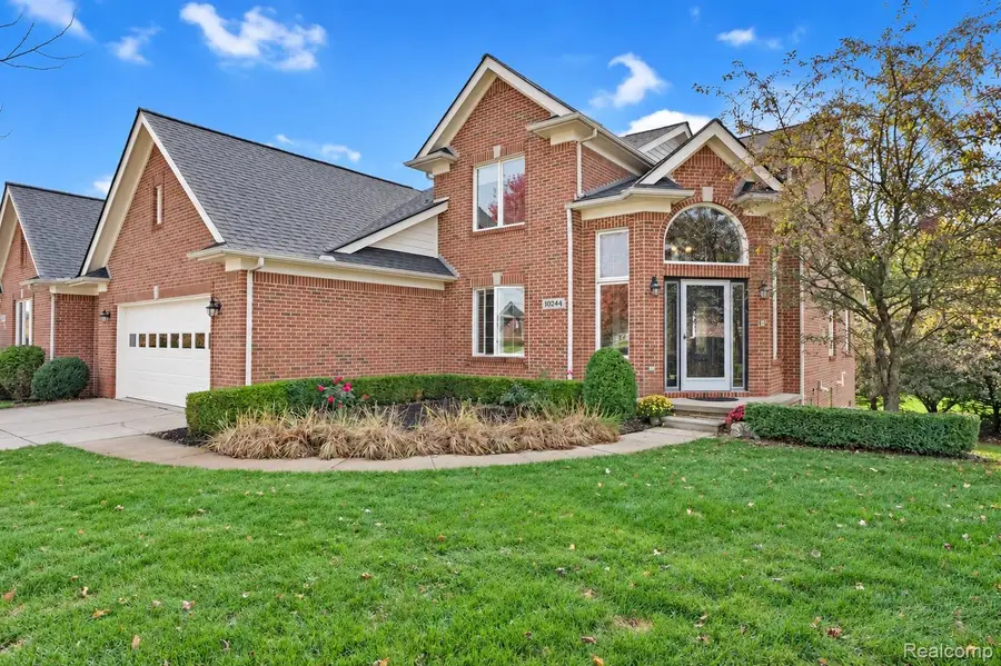 10244 Cornerstone DR, Washington, MI 48095 - #2