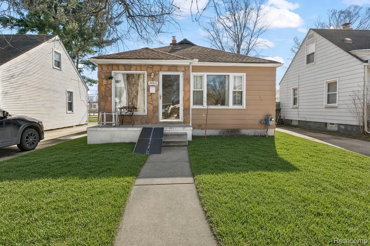 24411 Notre Dame ST, Dearborn, MI 48124 - #1