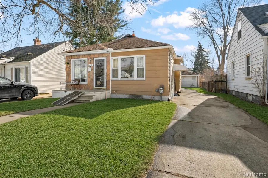 24411 Notre Dame ST, Dearborn, MI 48124 - #2