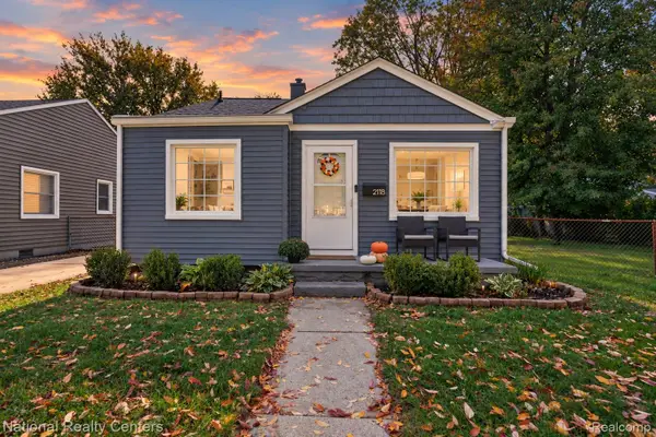 2118 Rowland AVE, RoyalOak, MI 48067