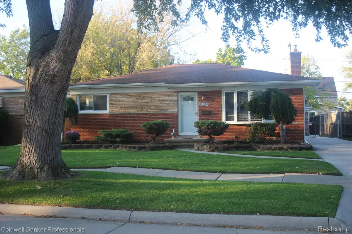 21205 Centennial, Saint Clair Shores, MI 48081 - #1