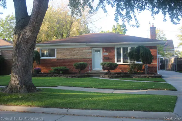 21205 Centennial, StClairShores, MI 48081