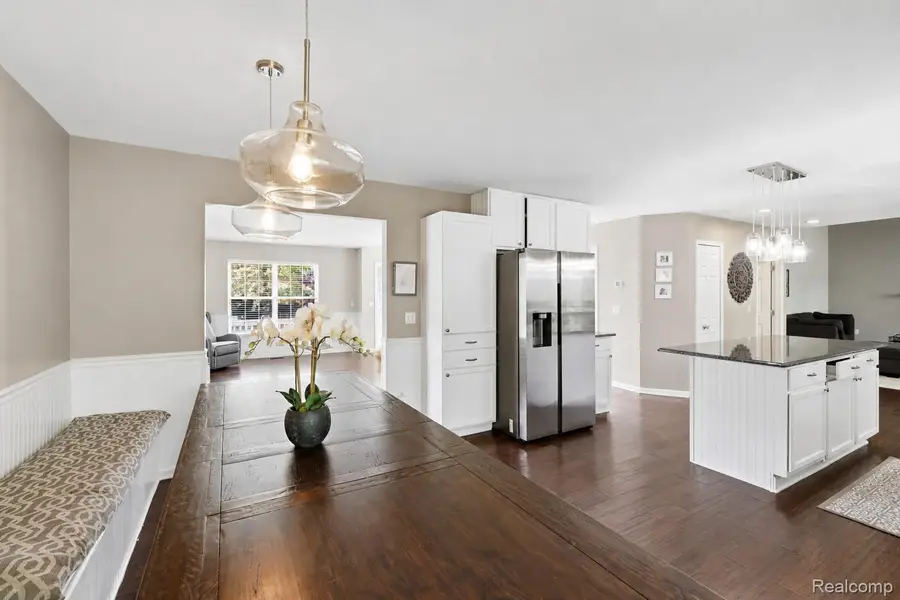 3033 Stillriver DR, Howell, MI 48843 - #2