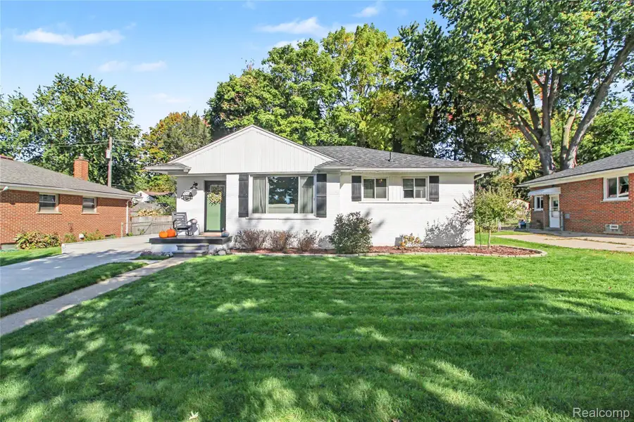 42506 Schoolcraft RD, Plymouth, MI 48170 - #2