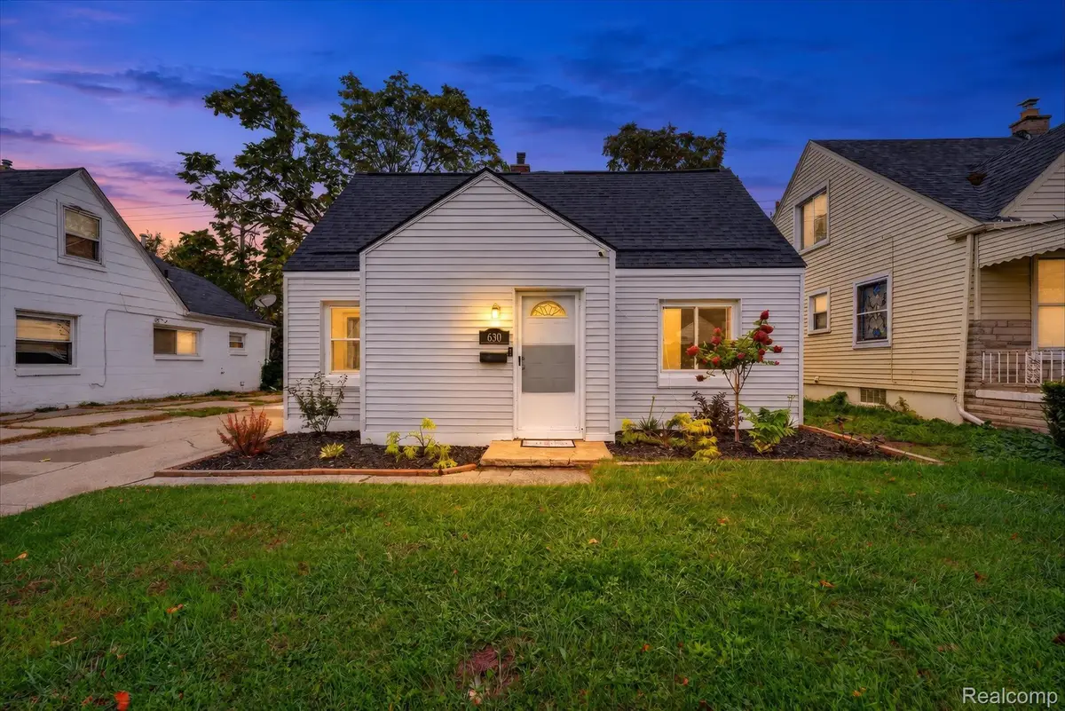 630 White AVE, Lincoln Park, MI 48146 - #1