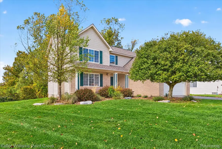 744 Glenmoor DR, Oxford, MI 48371 - #2
