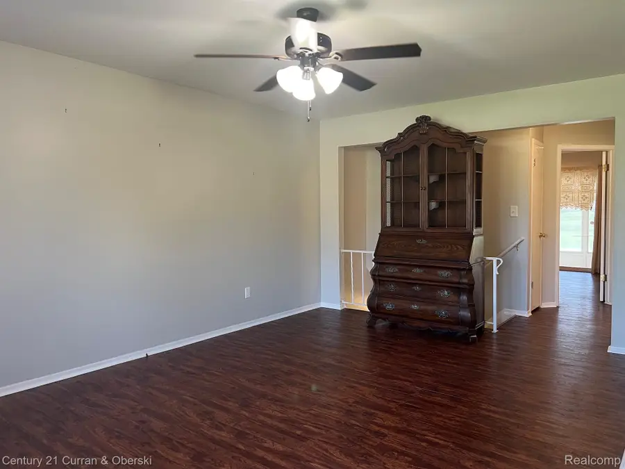 61035 Eleven Mile RD 1 # 4, South Lyon, MI 48178 - #3