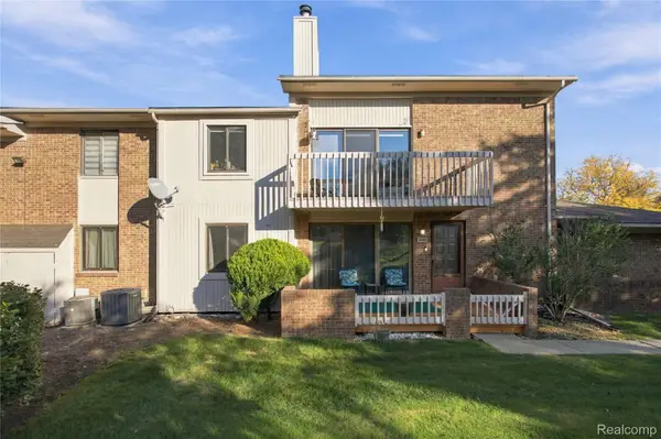 6646 Maple Lakes DR, WestBloomfield, MI 48322