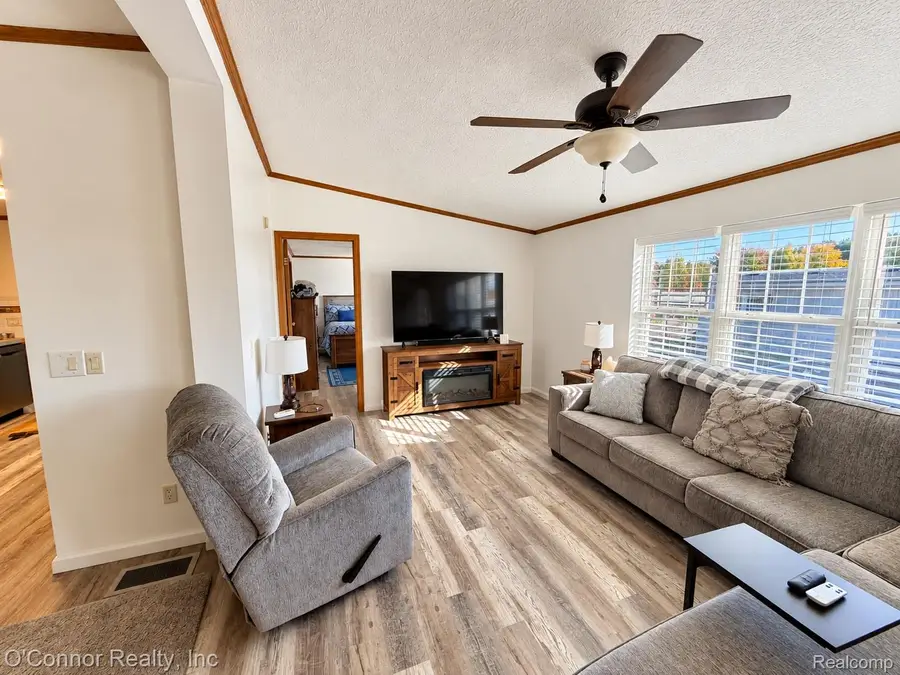 3333 Ravenswood Ravenswood RD  # 145, Marysville, MI 48040 - #2