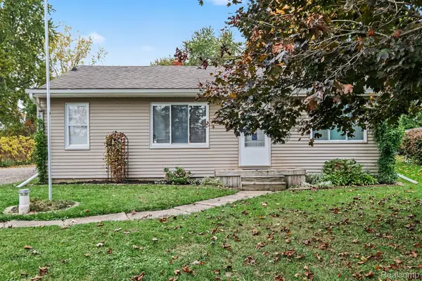 3346 Ellis Park DR, Burton, MI 48519