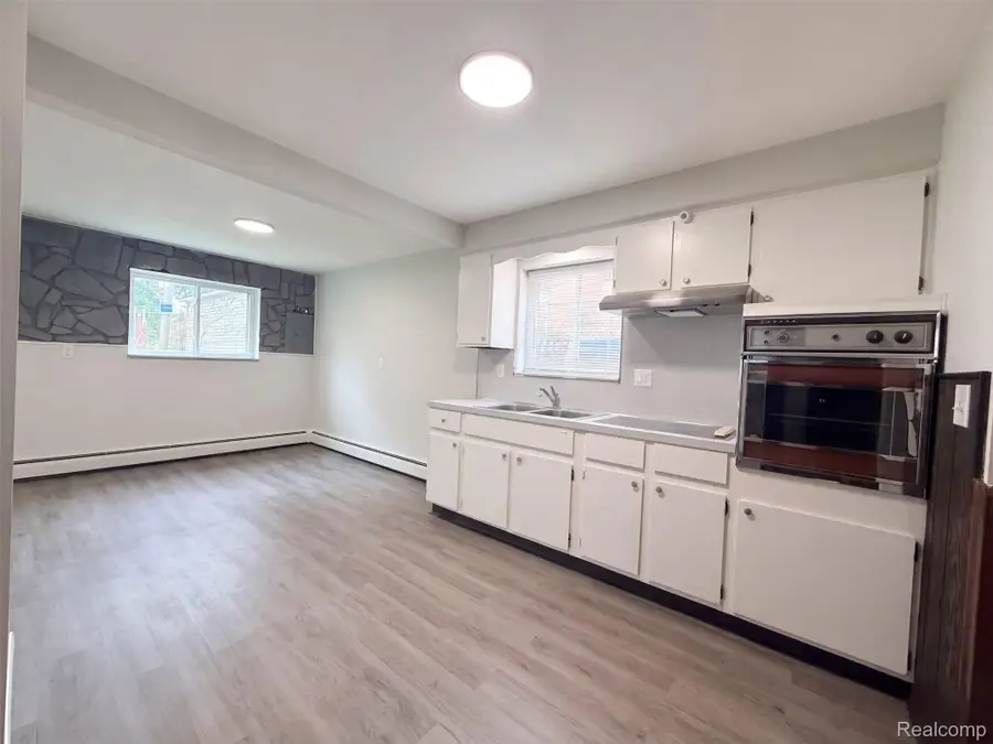 223 Richter ST, River Rouge, MI 48218 - #2