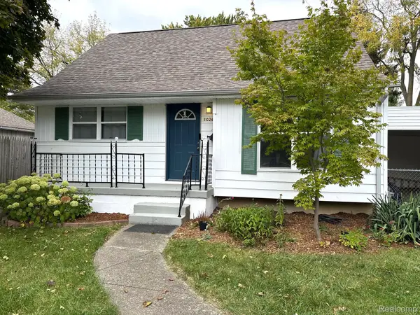 1026 Victoria AVE, Flint, MI 48507