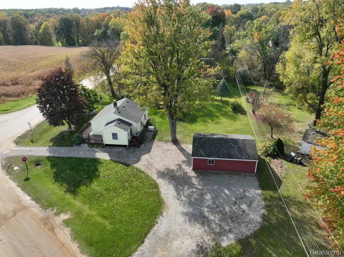 5551 N Burkhart RD, Howell, MI 48855 - #1