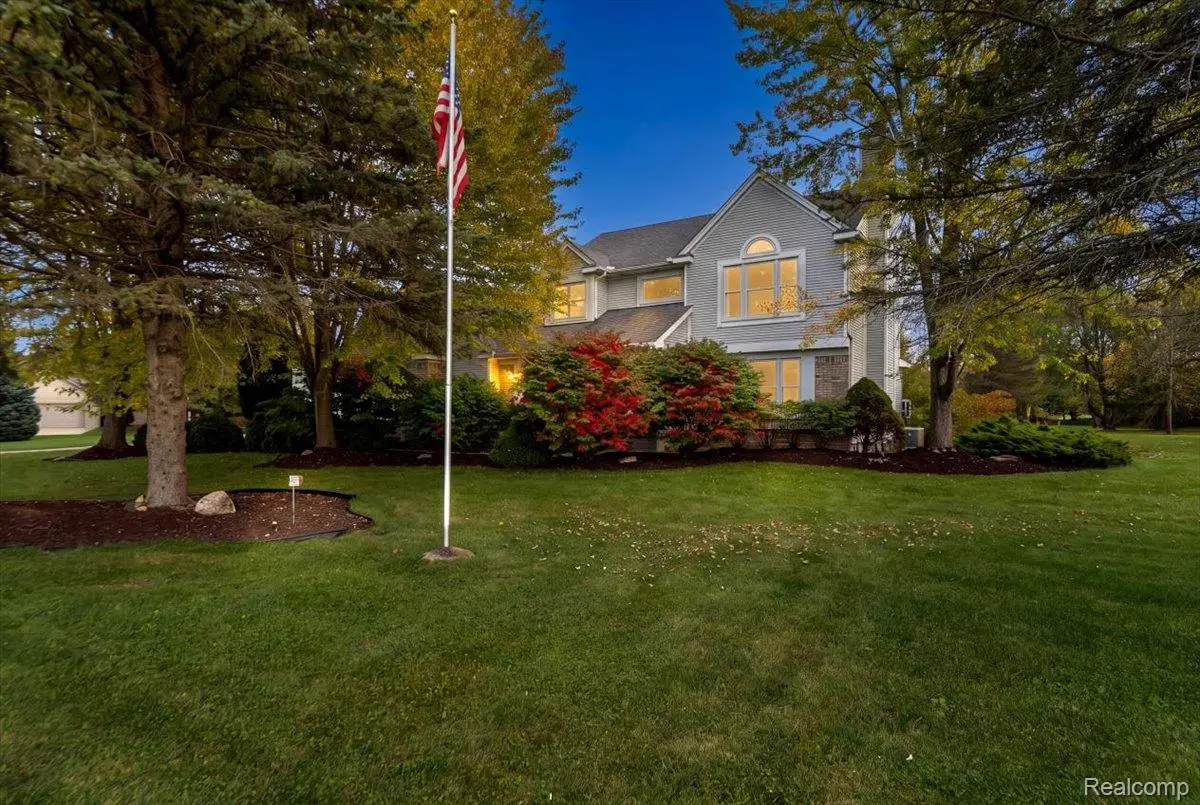 12556 Harvest DR, Brighton, MI 48114 - #1