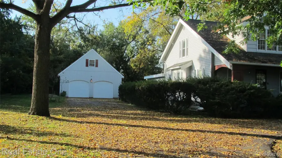 4935 Green RD, West Bloomfield, MI 48323 - #3
