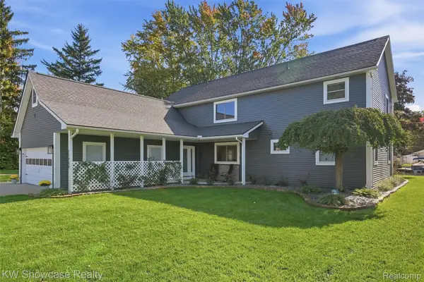 11909 Algonquin DR, Pinckney, MI 48169