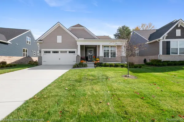 30074 Turtle Creek CIR, NewHudson, MI 48165