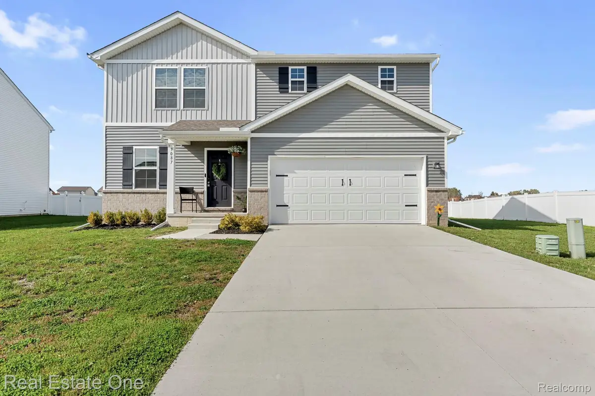 9087 Sandstone DR, Newport, MI 48166 - #1