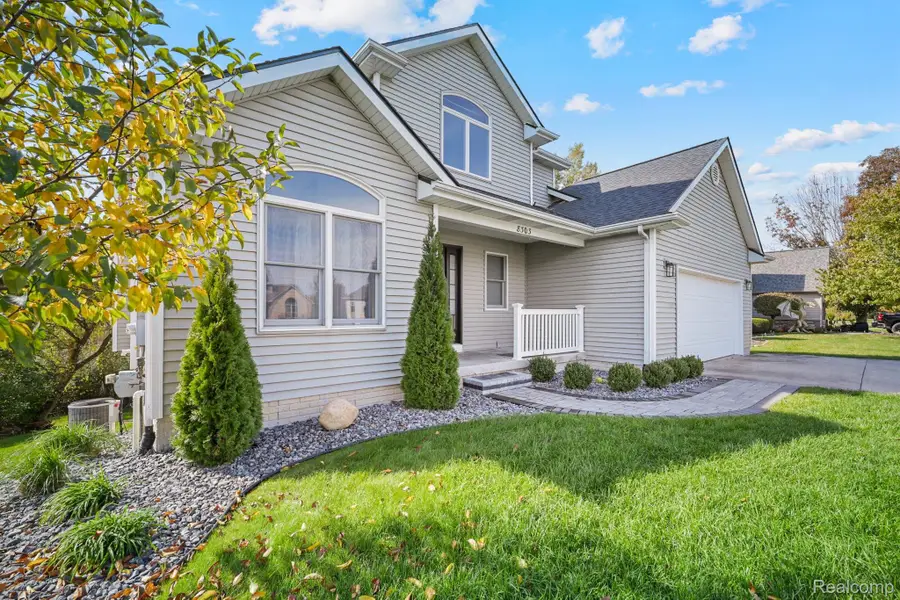 8303 Old Harbor, Grand Blanc, MI 48439 - #3