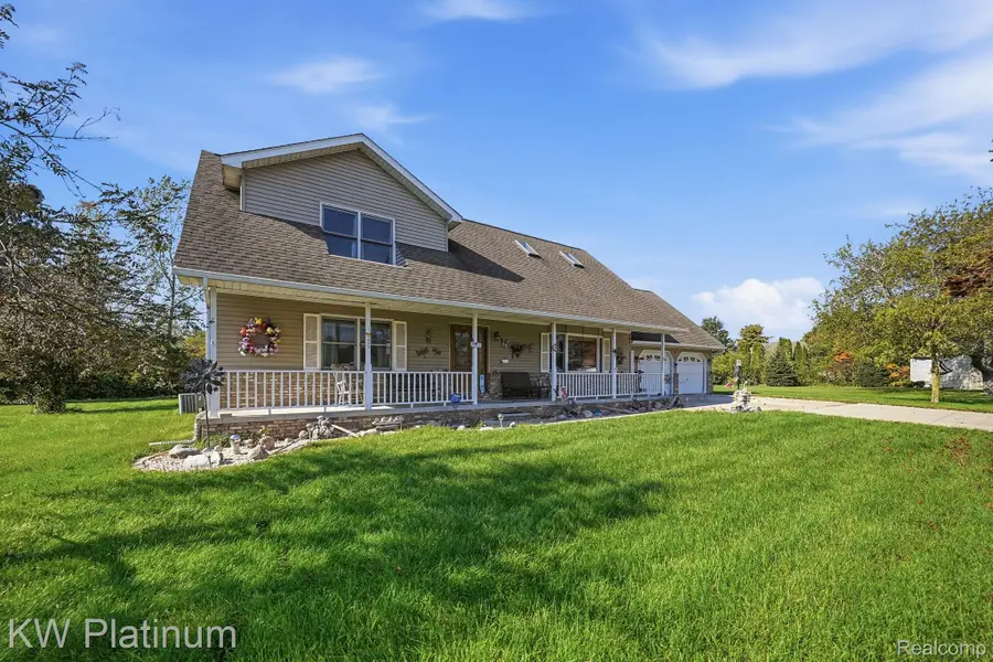 3219 Stonybrook LN, Port Huron, MI 48060 - #3
