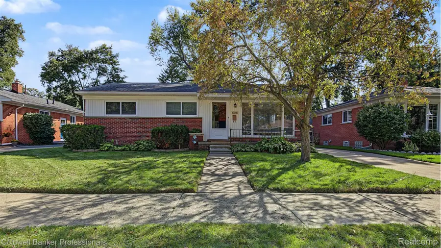 626 Fairway DR, Royal Oak, MI 48073 - #2