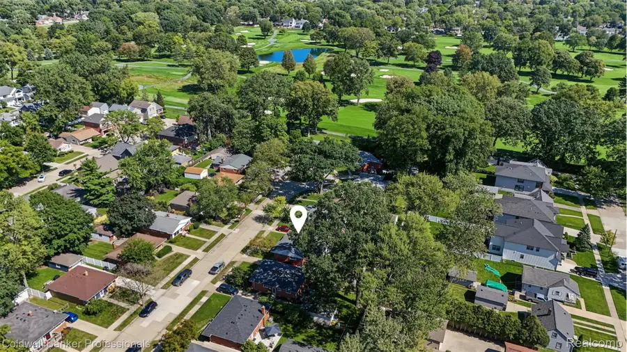 626 Fairway DR, Royal Oak, MI 48073 - #3