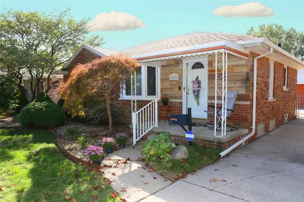 22430 O'Connor ST, StClairShores, MI 48080