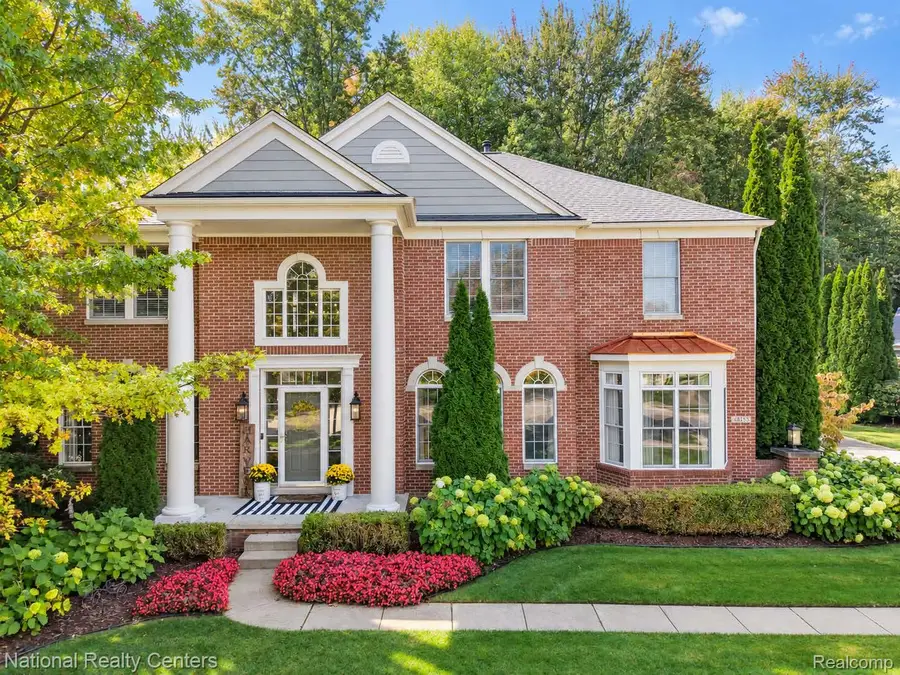 48155 Roundstone CT, Canton, MI 48187 - #2