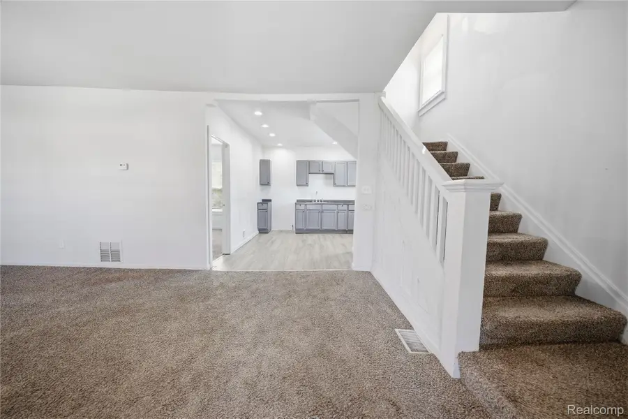 75 Waverly ST, Highland Park, MI 48203 - #3