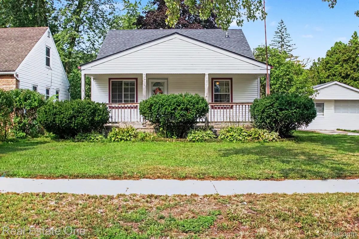 5935 Lathers ST, Garden City, MI 48135 - #1