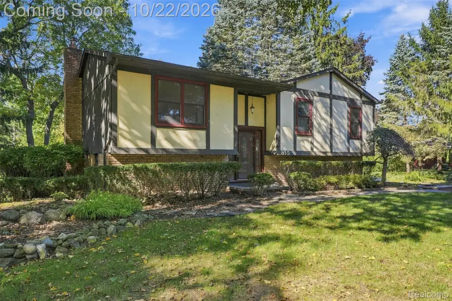 815 Union ST, Milford, MI 48381 - #3