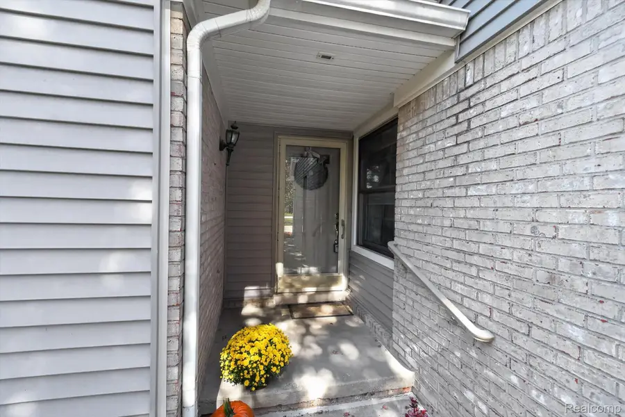 41852 Coventry WAY, Canton, MI 48187 - #3