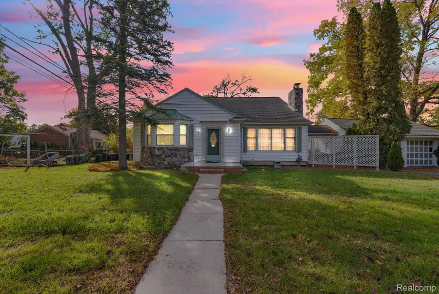 25825 Lyndon, Redford, MI 48239 - #2
