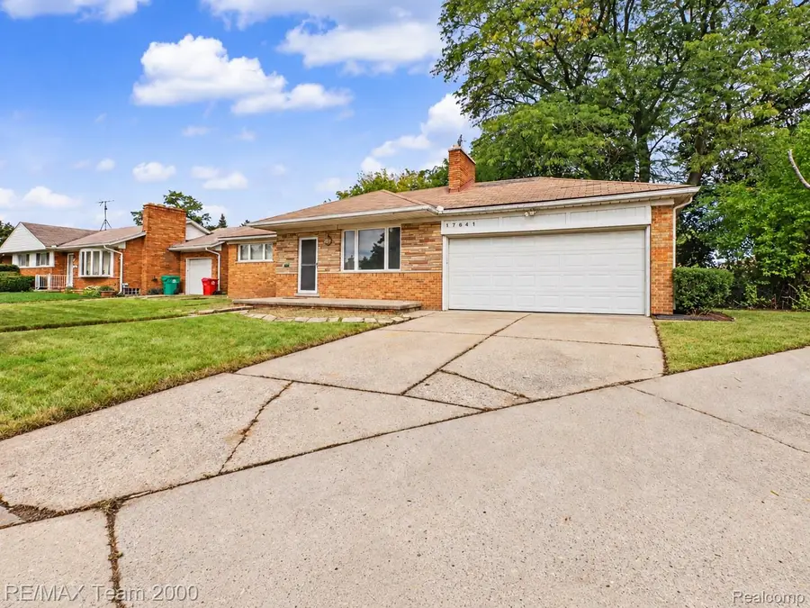 17641 Ego AVE, Eastpointe, MI 48021 - #3