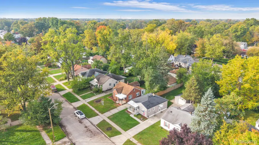 19357 Centralia, Redford, MI 48240 - #3