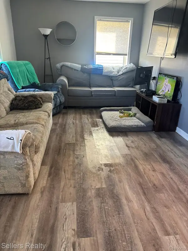 5042 Scott RD, MtMorris, MI 48458