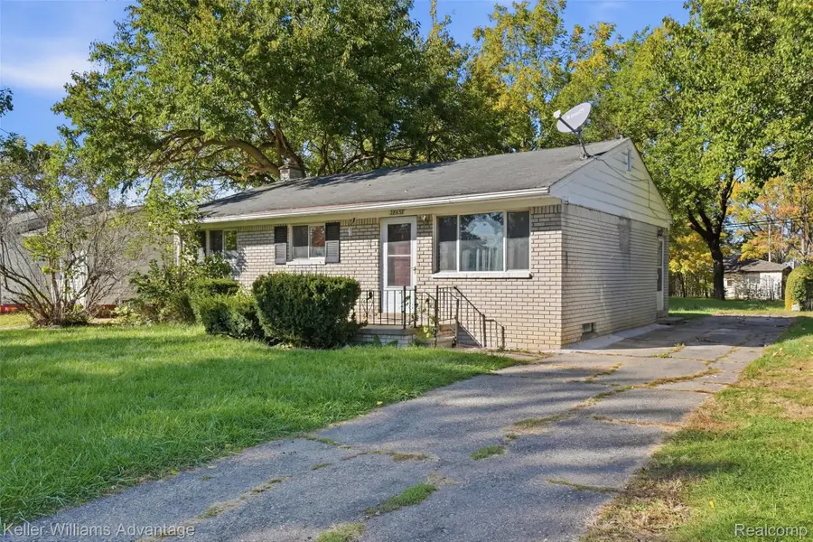 28638 Fernwood ST, Inkster, MI 48141 - #3