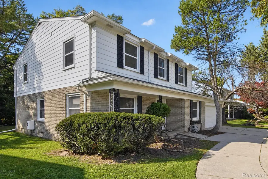 22124 Chatsford Circuit ST, Southfield, MI 48034 - #2