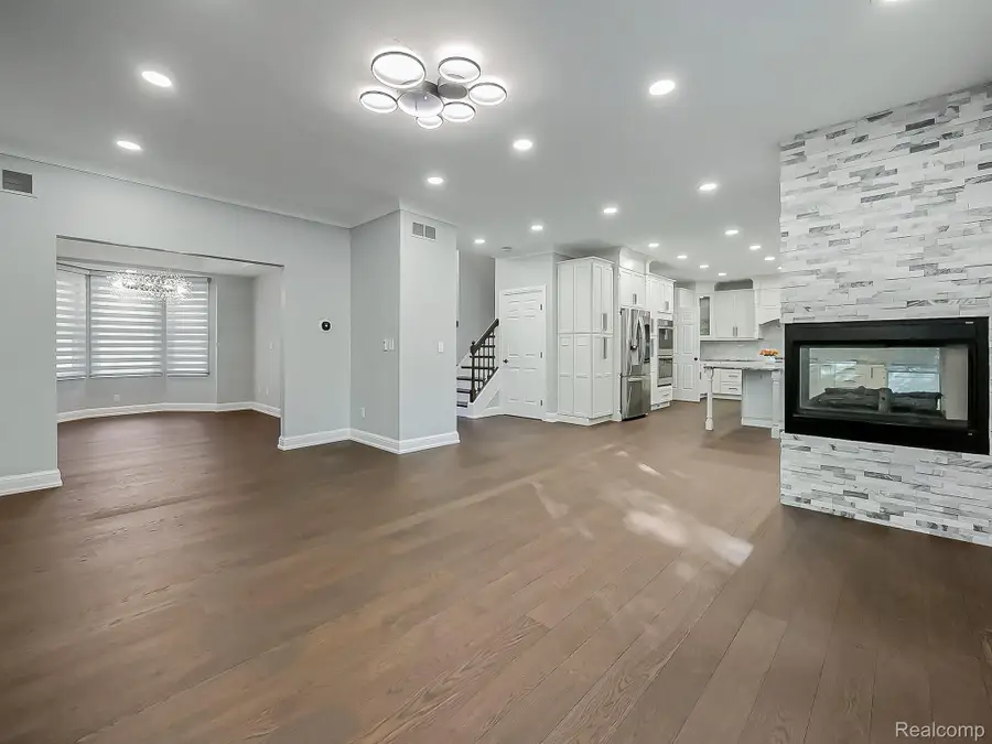 1440 Woodbridge LN, Wixom, MI 48393 - #2