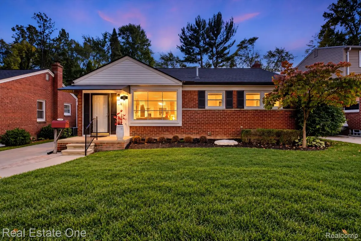 525 Charlotte AVE, Royal Oak, MI 48073 - #1