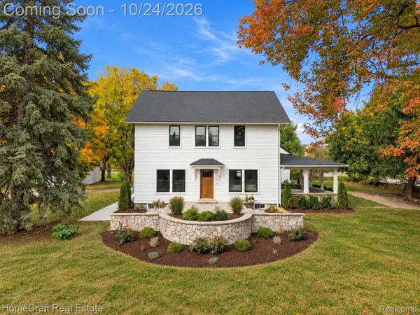 58620 10 MILE RD, SouthLyon, MI 48178