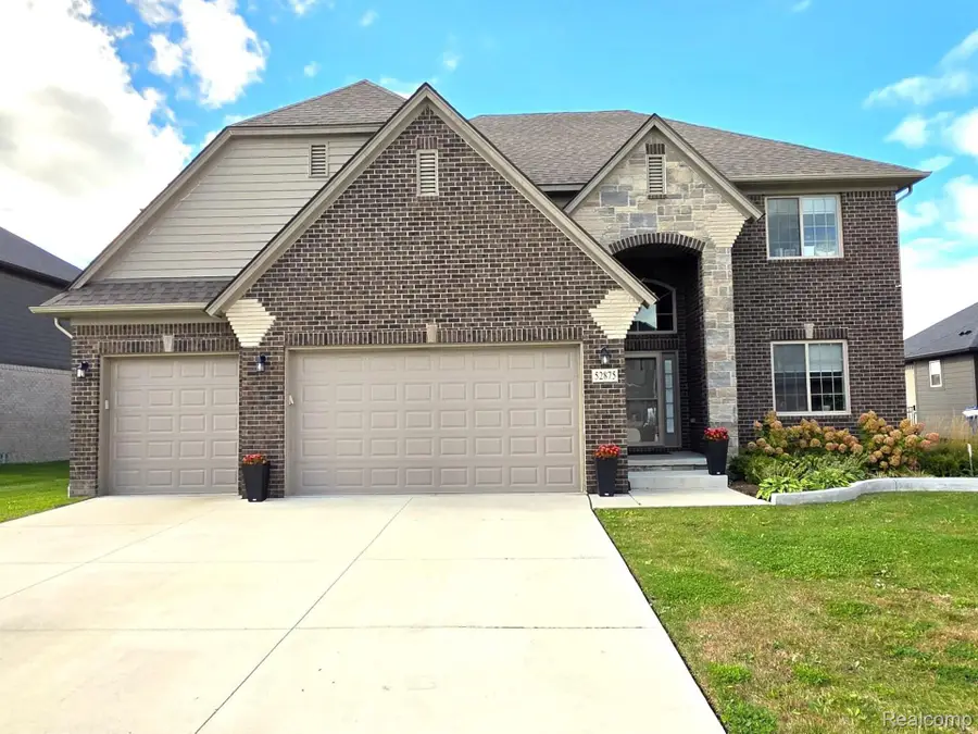 52875 Char Marie DR, Macomb, MI 48042 - #2