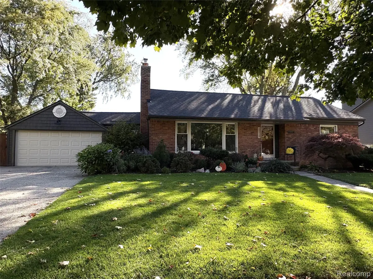 4433 Arlington DR, Royal Oak, MI 48073 - #1