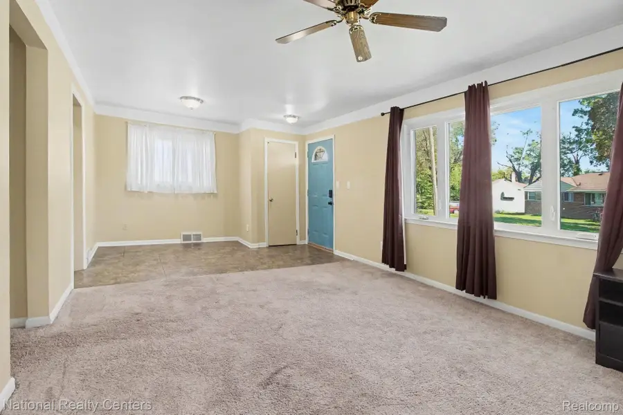 4324 Myron AVE, Wayne, MI 48184 - #3