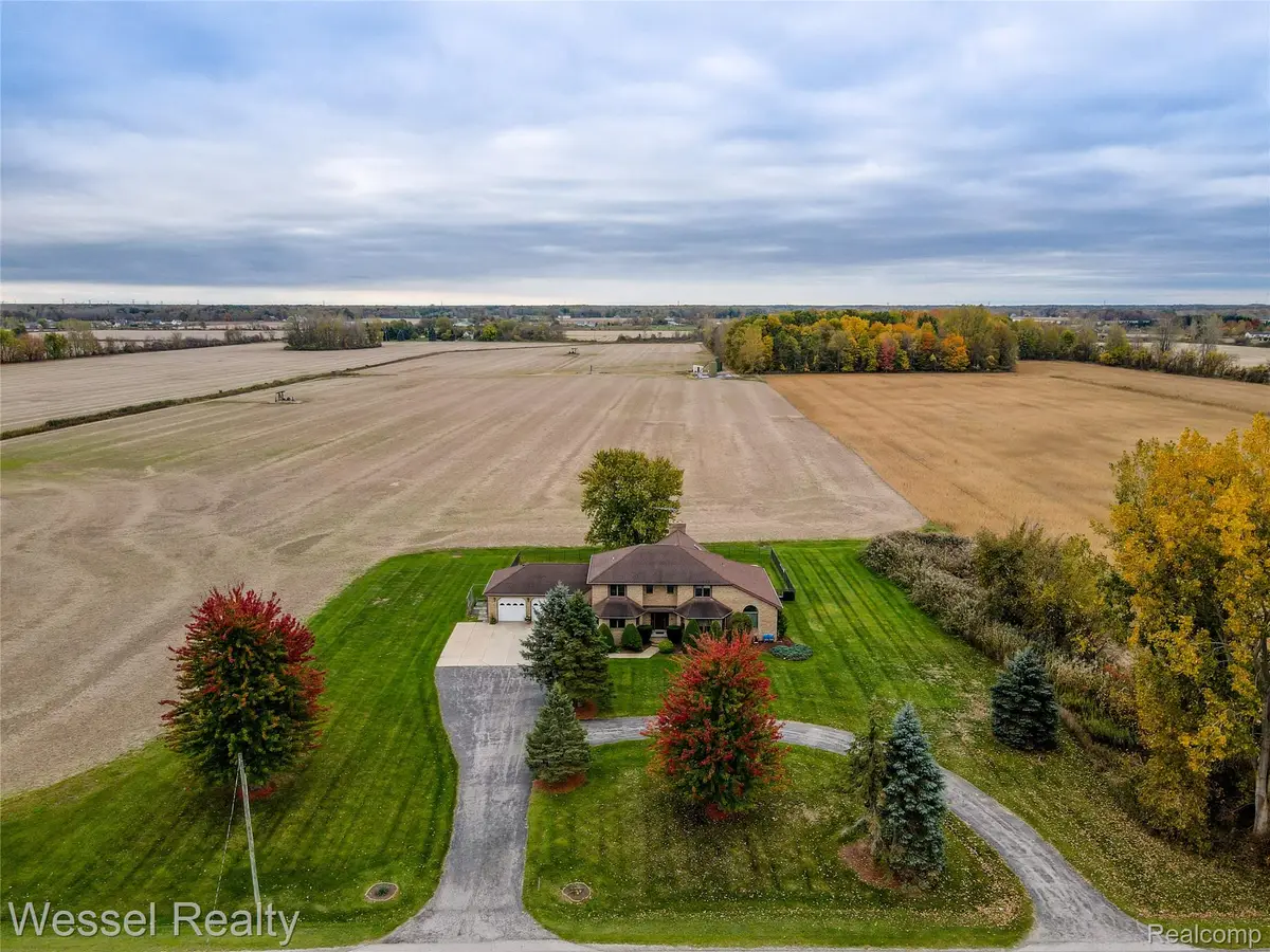 9961 Dolan RD, Columbus, MI 48063 - #1